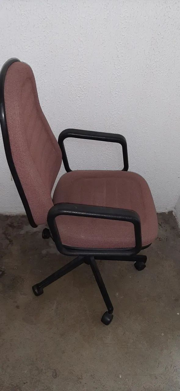 Cadeira de escritório.  - Foto 2