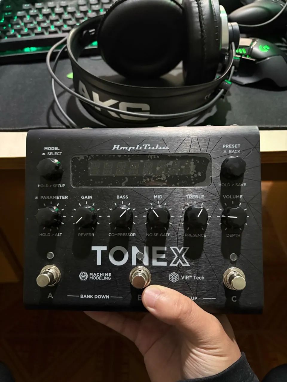 Pedal tonex 