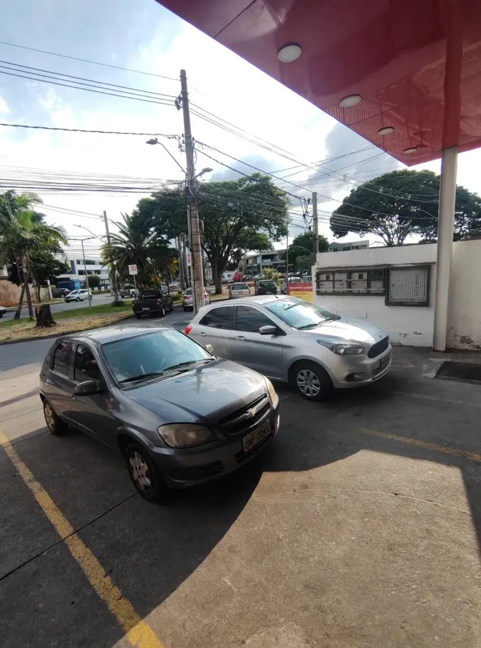 Imóvel de 1.040m² em frente à Praça Dr. Celestino Marra - Foto 4