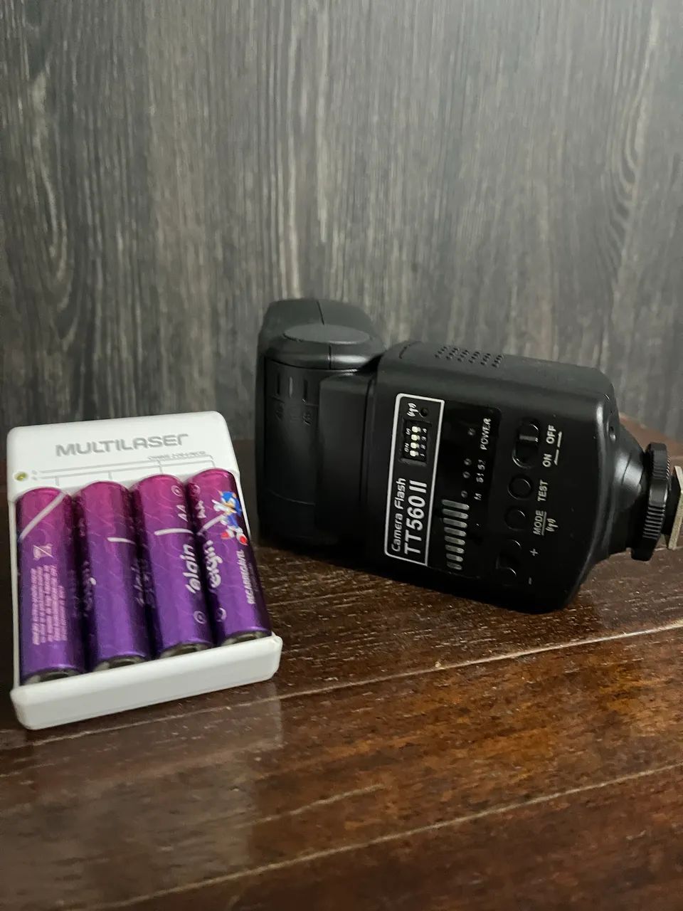 FLASH TT560 II + CARREGADOR + 4 PILHAS RECARREGÁVEIS - Foto 4