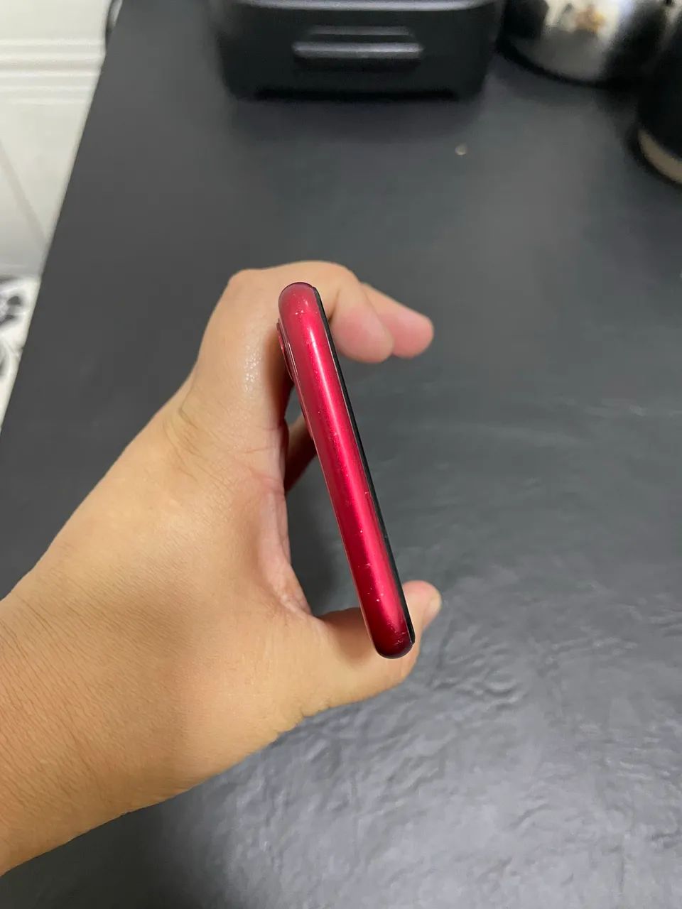 IPHONE 11 RED 128 - Foto 5