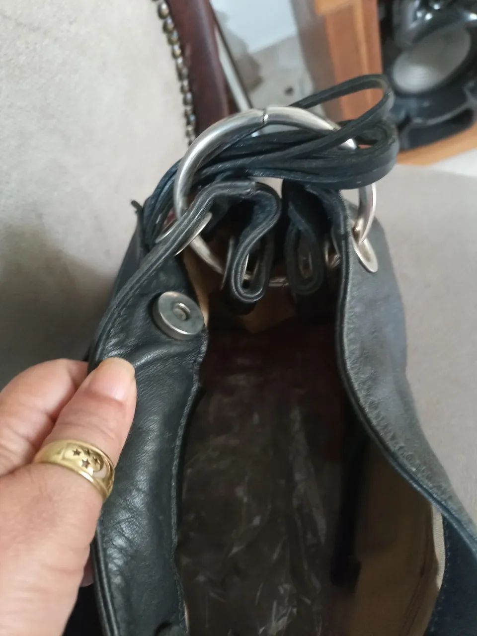 Bolsa couro legítimo preta reforçada  - Foto 2