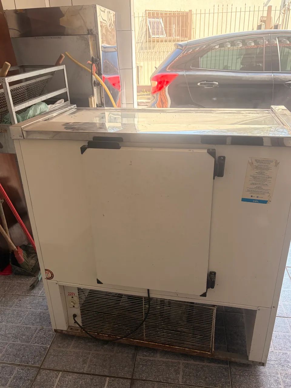 Balcão Expositor Refrigerado 220V - Vitrine Refrigerada para Comércio - Foto 2