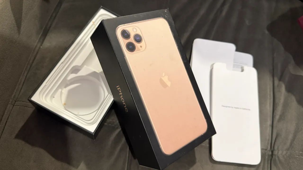 iPhone 11 ProMax 256GB - Celulares e Smartphones - Asa Sul