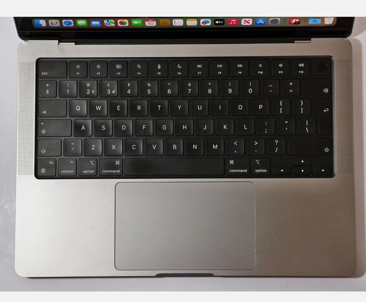 MacBookPro14インチ　M1Pro MacBook Pro 14? M1 Pro 16GB (Modelo Profissional) - NÃO É M1 13