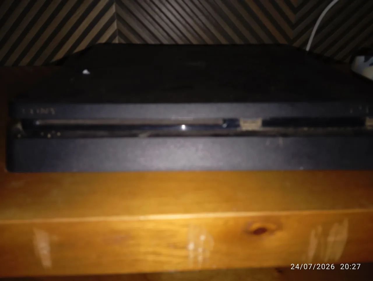 ps4 slim 500gb. + 2 controles  - Foto 5