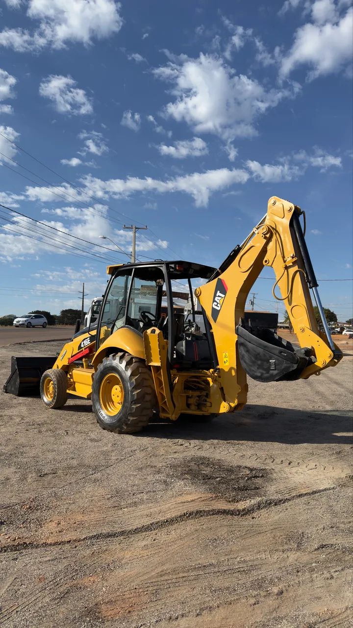 RETROESCAVADEIRA CATERPILLAR 416E 2008 MOTOR NOVO PRONTA PARA TRABALHAR - Foto 3