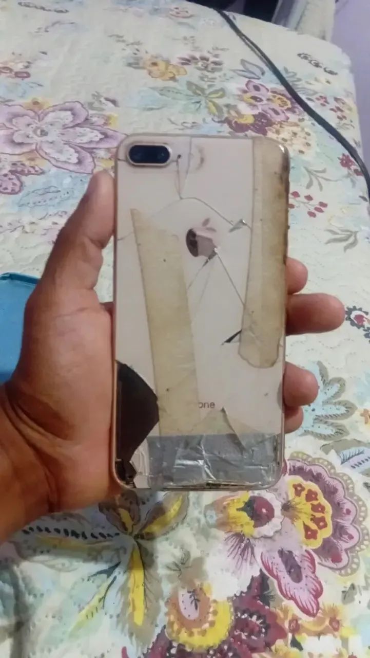 Vendo iPhone 8 PLUS  LEIA O ANÚNCIO  - Foto 3