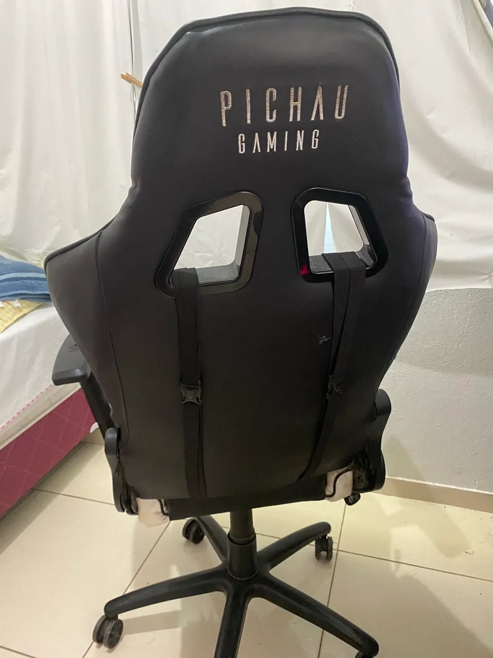Cadeira Gamer Pichau (Estrutura Ok) - Foto 3