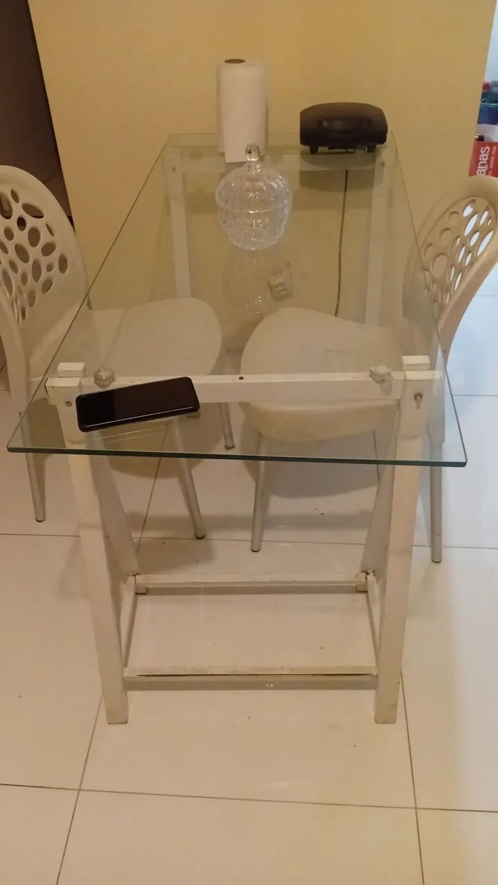Mesa tampo de vidro 