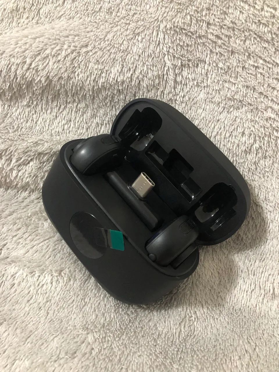 Microfone duplo + compartimento de carregamento magnético  - Foto 4