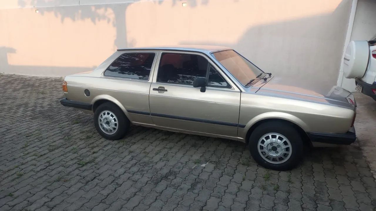 Volkswagen Voyage GL/ Special 1.6/ 1.8 (álcool) 1986