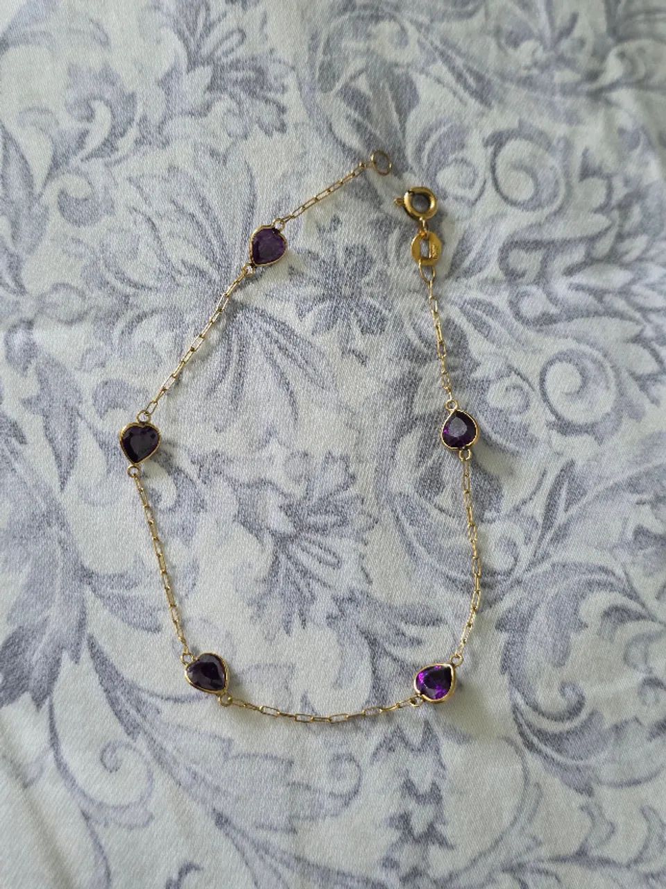 Pulseira de ouro 750 com corações e zirconia 
