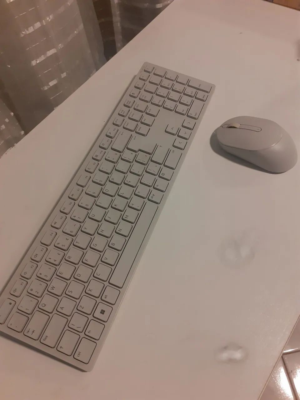 Mouse e teclado Dell sem fio