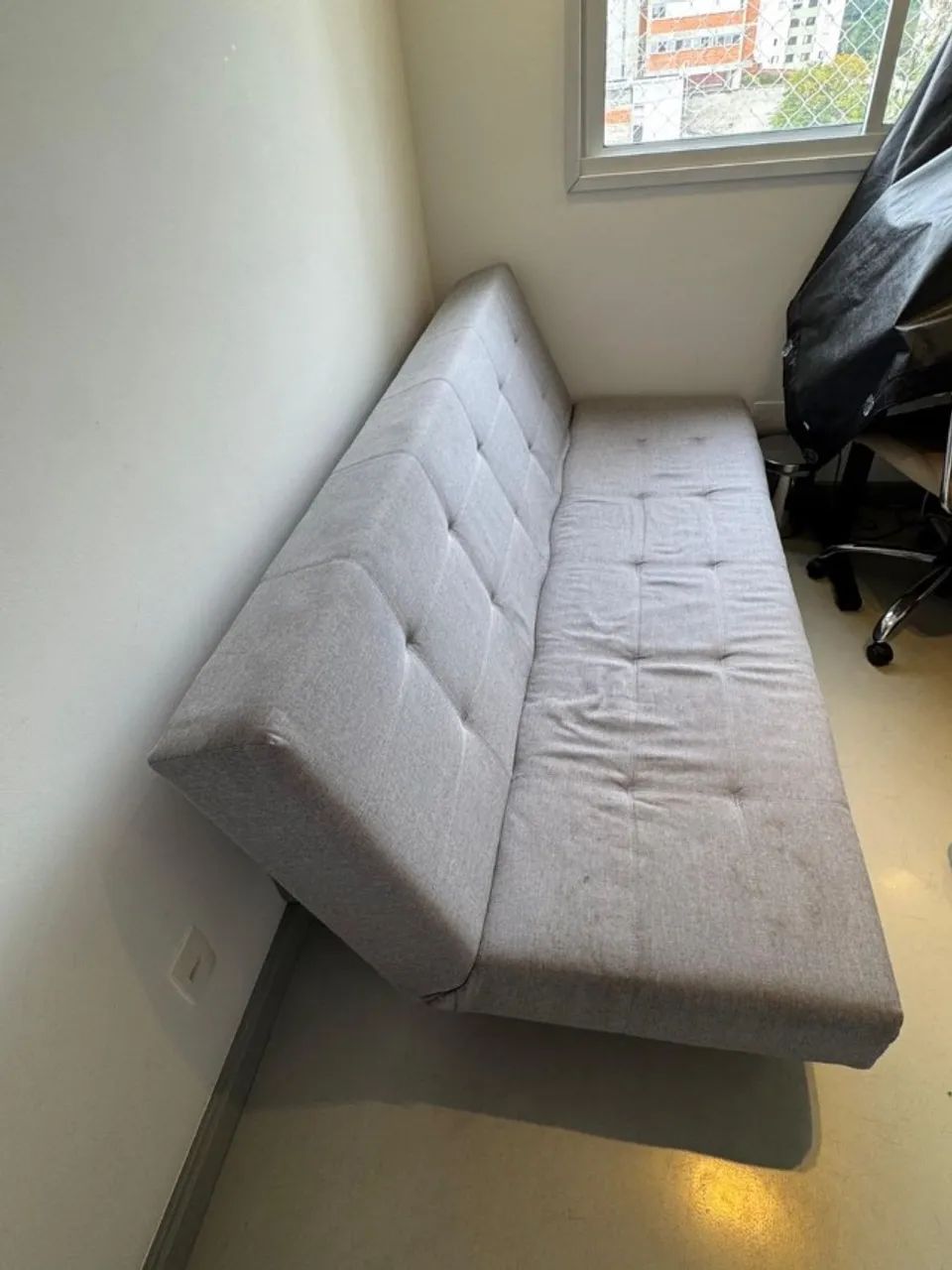 Sofá Cama Cinza Doação - Foto 2