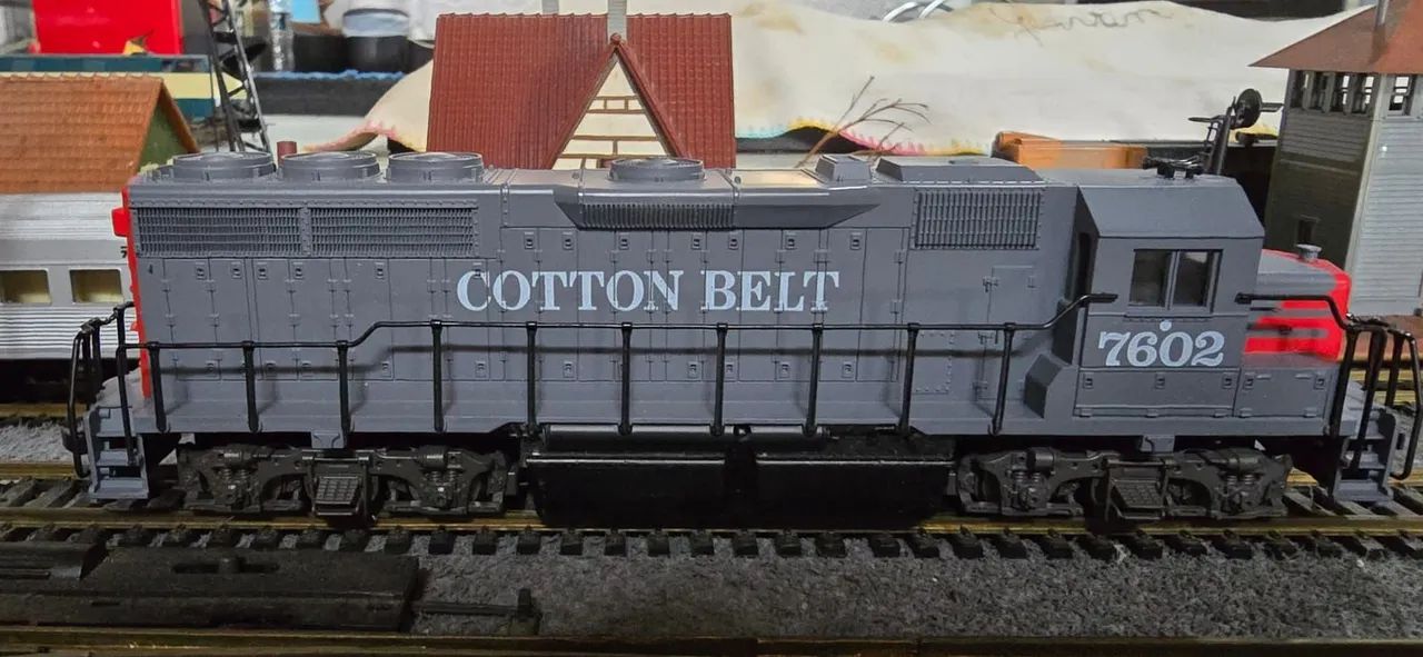 Locomotiva  - GP 40 Diesel - Foto 2