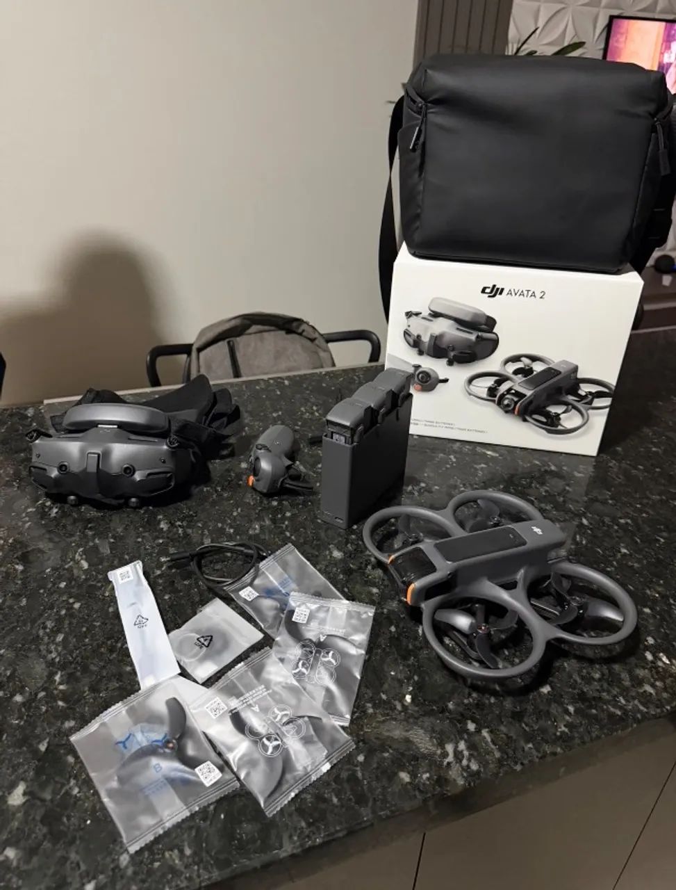 Drone DJI avata 2 combo fly more 3 baterias 
