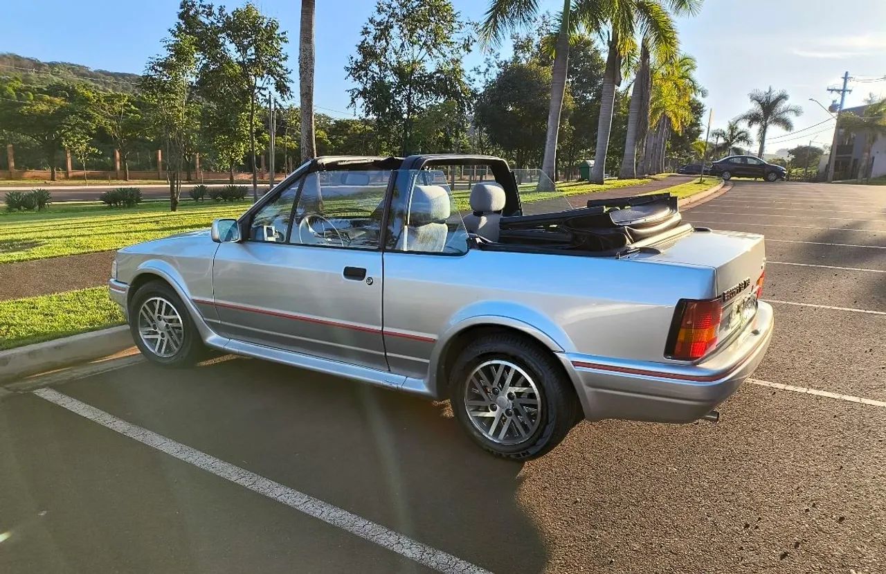 Ford Escort XR3 1.8 / 1.6 Conversível 1992