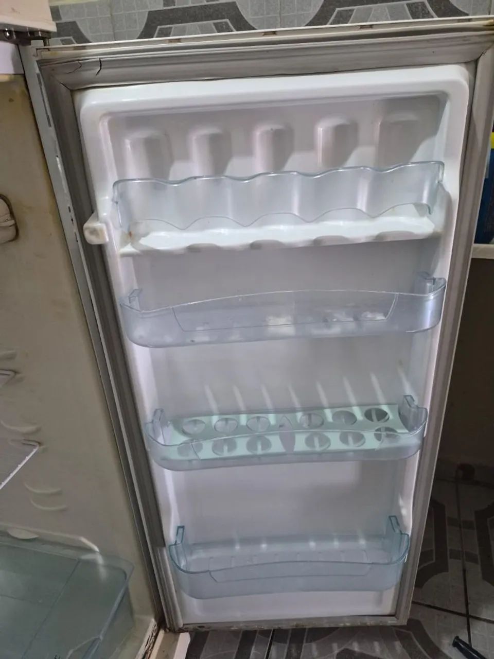 Geladeira Esmaltec Mossoró  - Foto 4