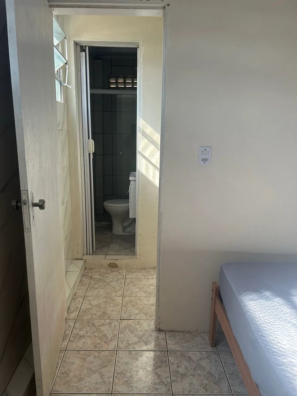 KITNET MOBILIADA NA ORLA DE PITUAÇU  - Foto 2