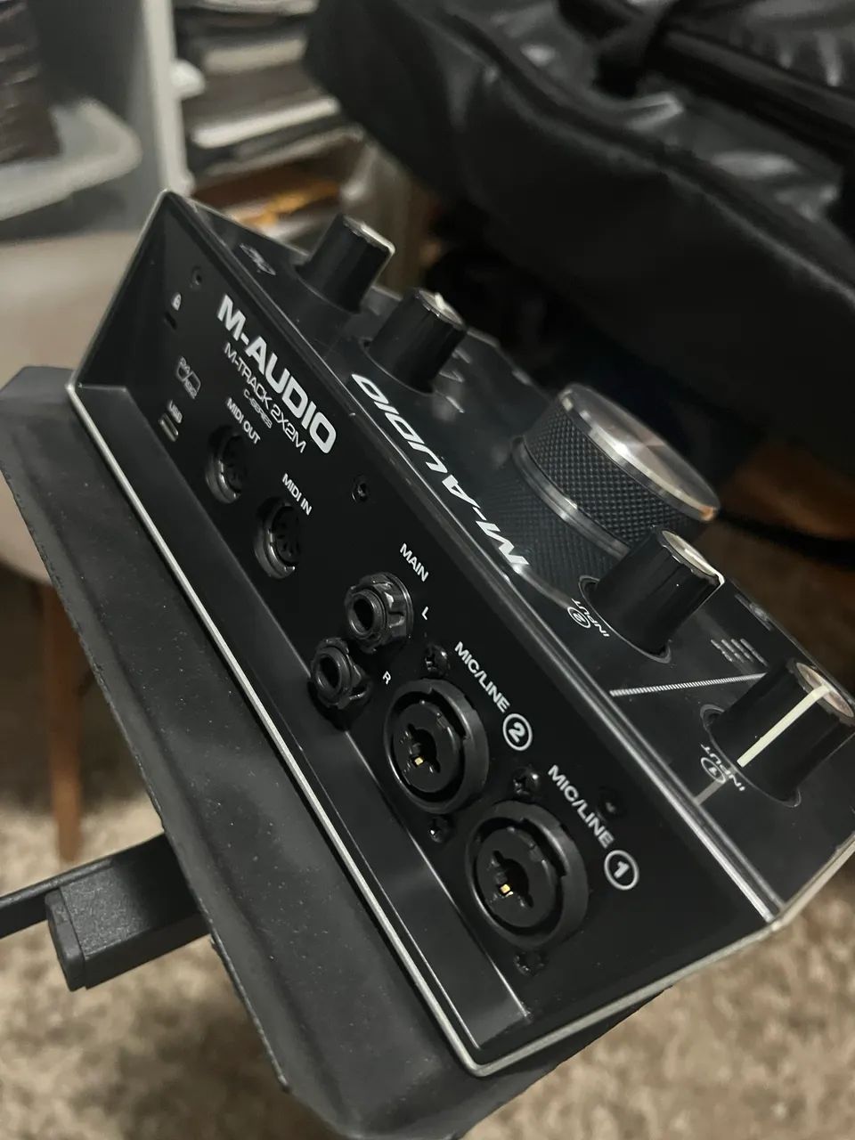 M áudio M TRACK 2x2 