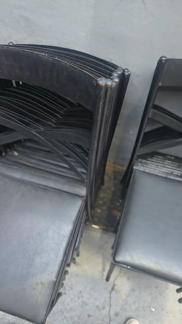 ? CADEIRAS EM ÓTIMO ESTADO ? À VENDA! - Foto 2