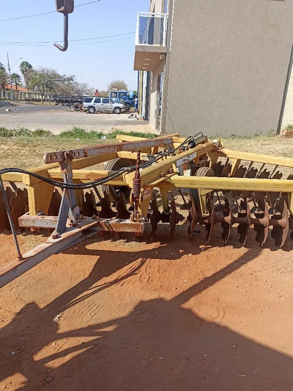 Grade niveladora 42 discos de comando hidráulico - Foto 5
