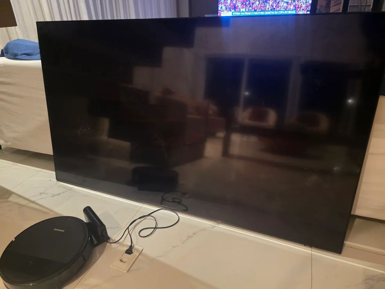 Tv 70 polegadas com defeito - Foto 2