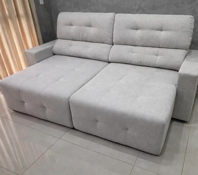 Sofá retratil e reclinavel 