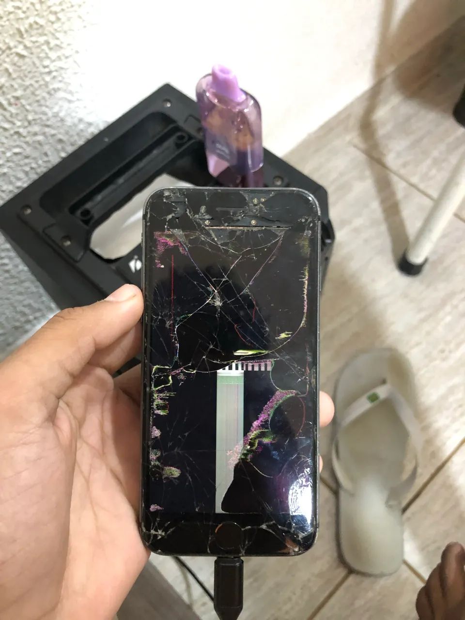iPhone 8 normal para retirada de peças ou arruma - Foto 2