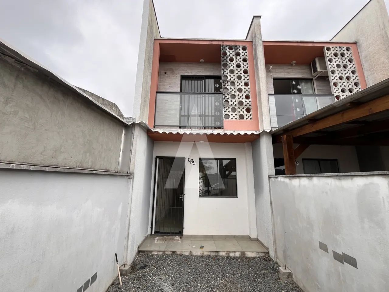 Geminado com 2 quartos no bairro Itinga, com 64 m². - Foto 2