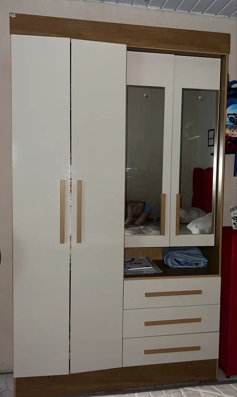 Guarda roupa 