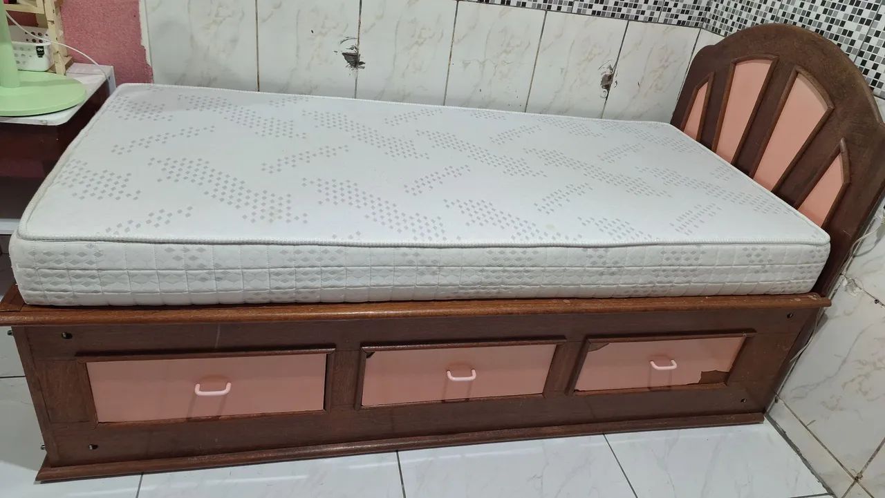 CAMA SOLTEIRO MADEIRA COM GAVETAS