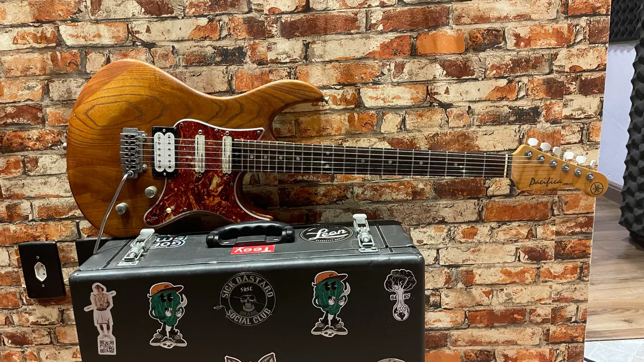 Guitarra Don grosh retrô Classic HSS Brasilian Rozewood