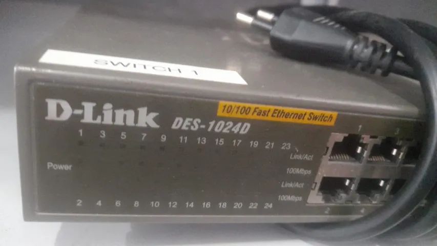Switch PLANET e DLINK 24 Portas -10/100-350,00 cada - Foto 4