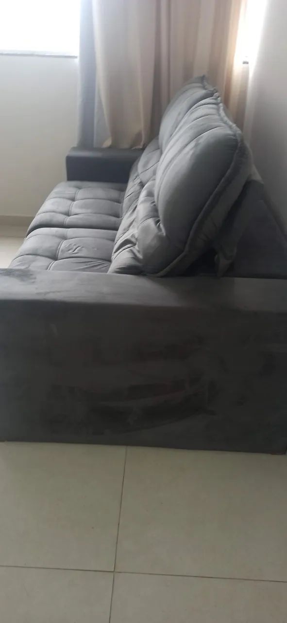 Sofá retrátil semi-novo 2,10m65576096363011124