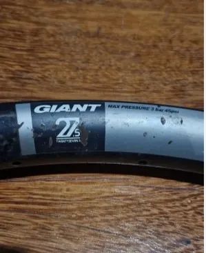Aro de bicicleta Giant 27.5 Carbono Tubeless - Foto 2