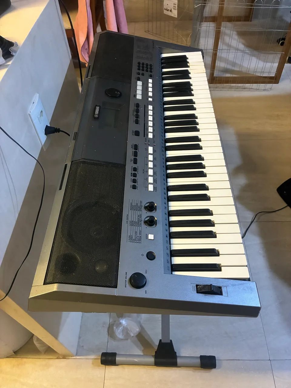 Teclado Yamaha e443 - Foto 4