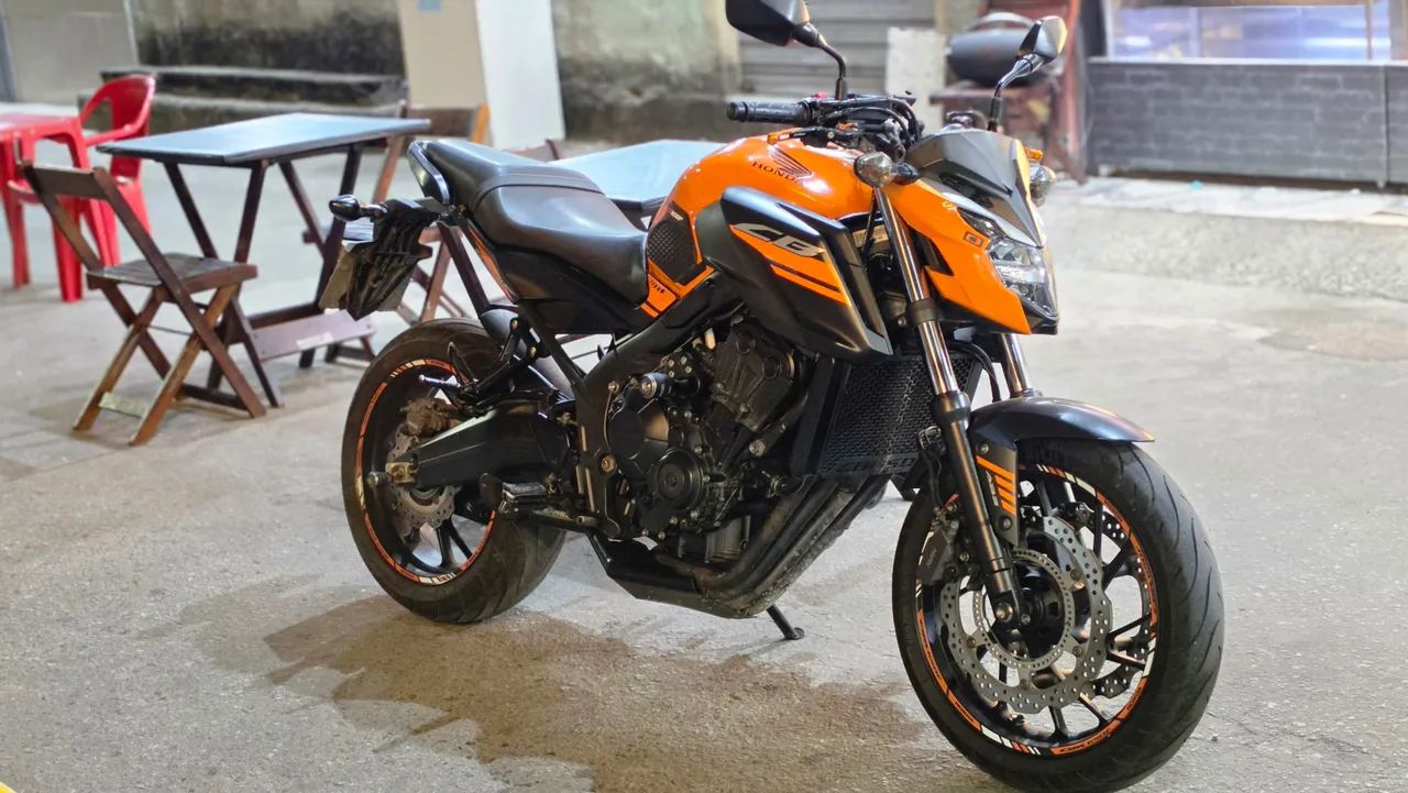 Honda CB650F  - Foto 5