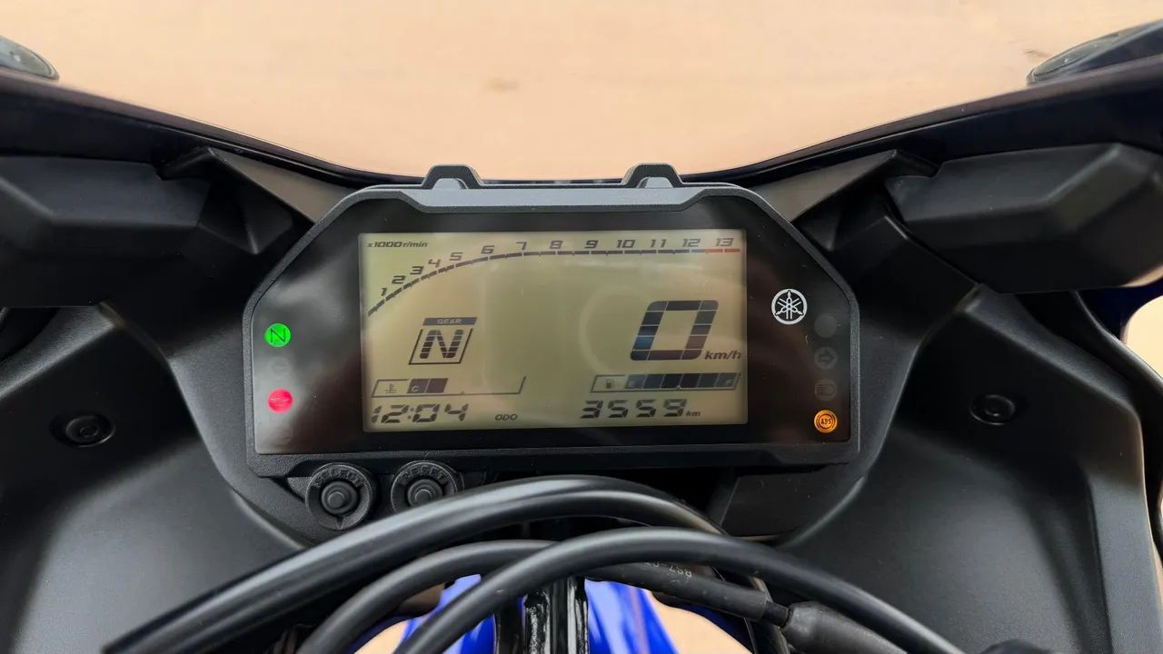 R3 YAMAHA NOVA