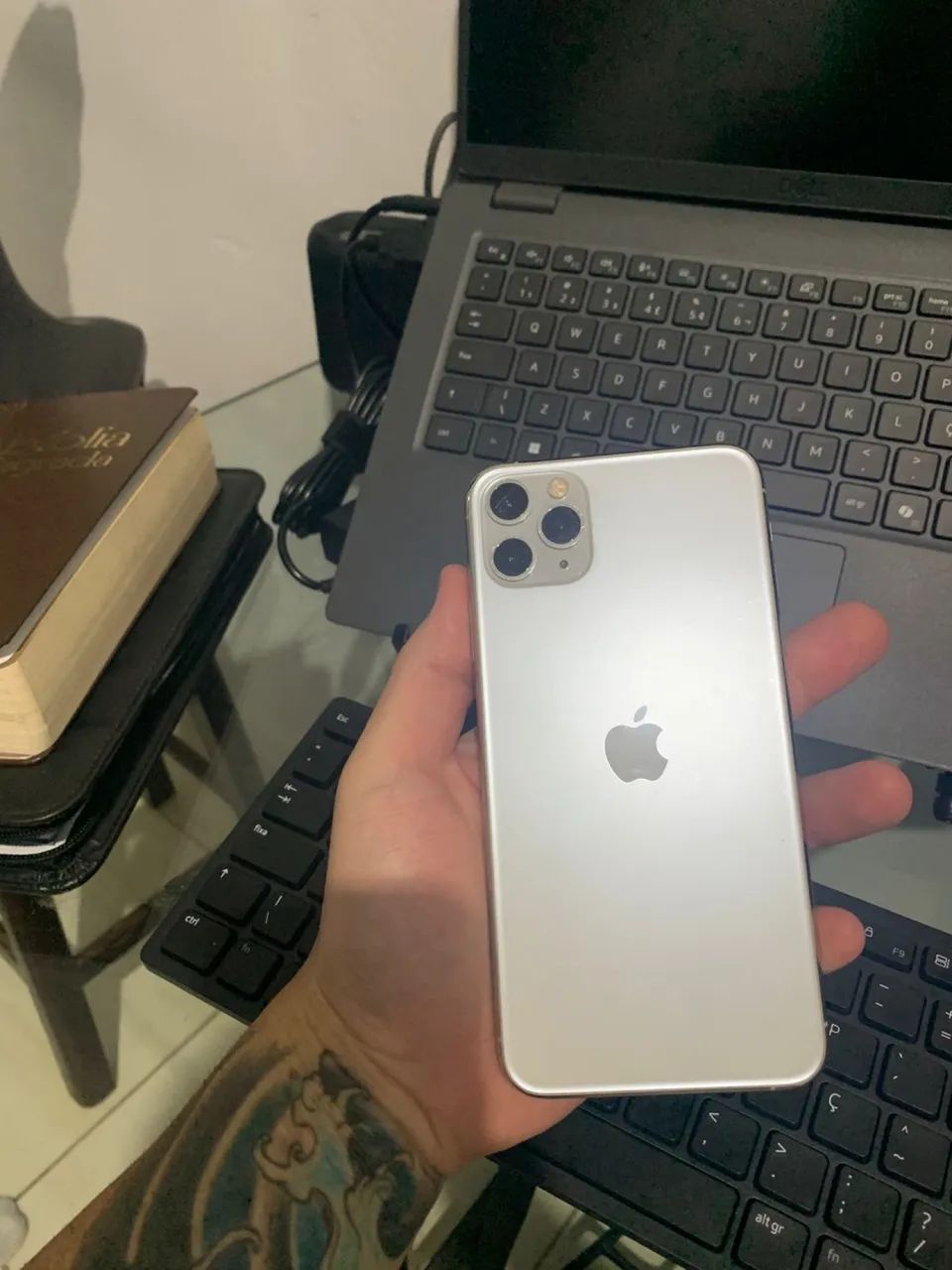 iPhone 11 Pro Max 256 - Foto 3