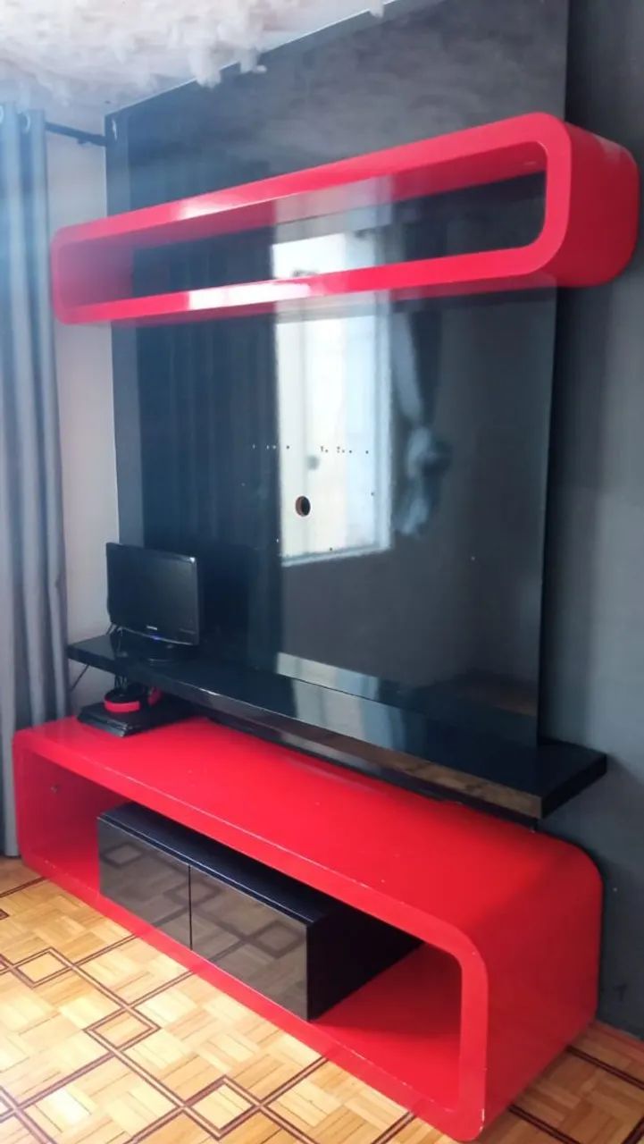 Painel e rack gamer