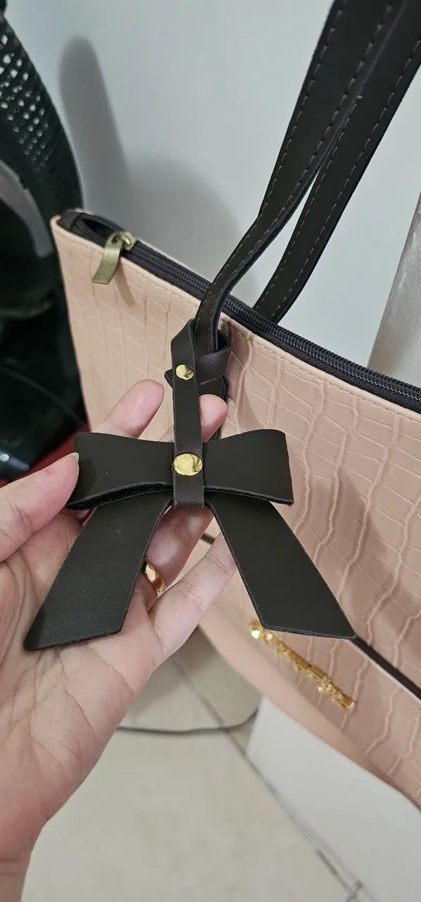 Bolsa couro fino bege com marrom (nova) - Foto 2
