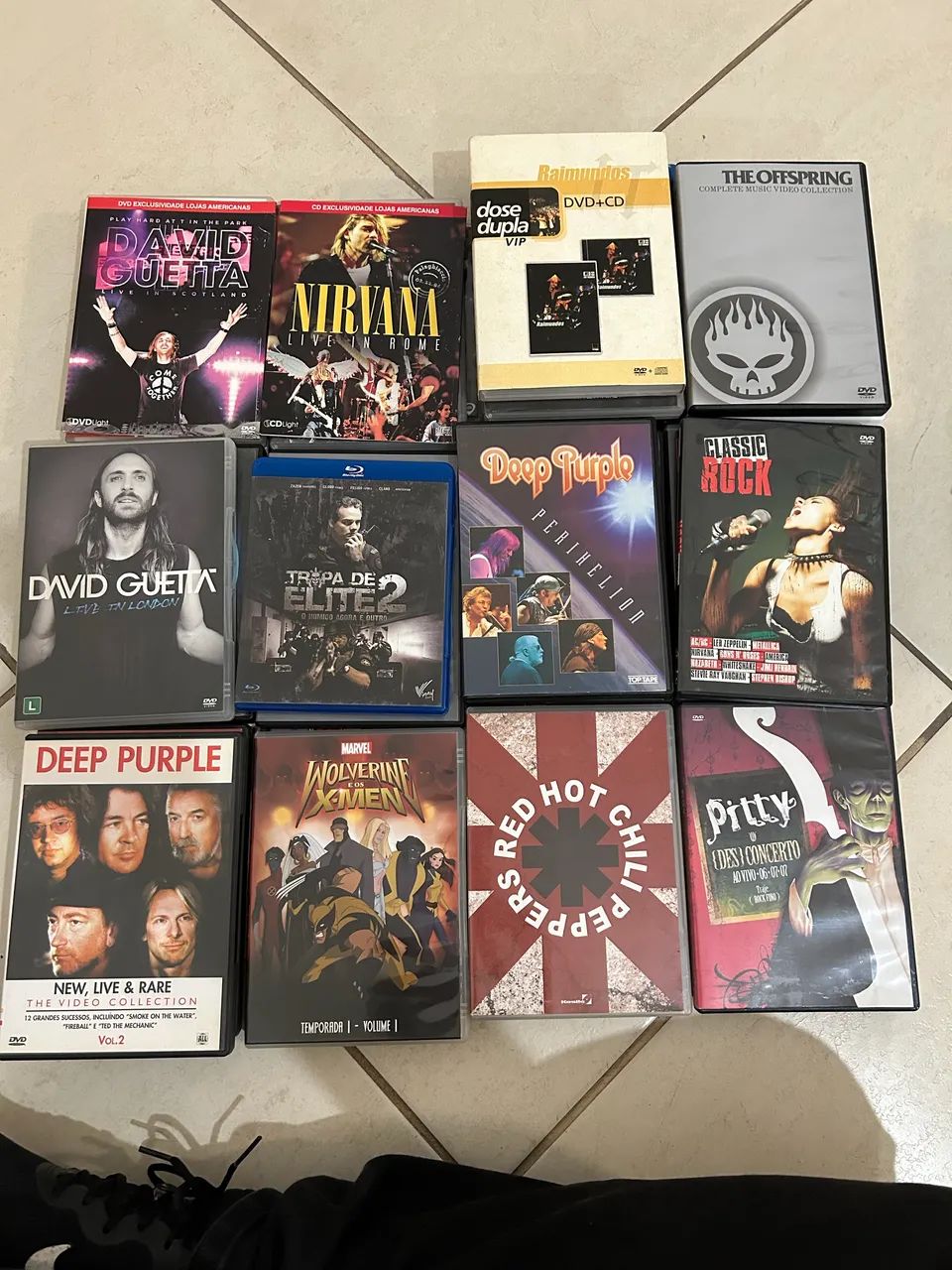 DVDs, Blu Ray e Jogos diversos - DVD, Blu-Ray e Vídeo Cassete