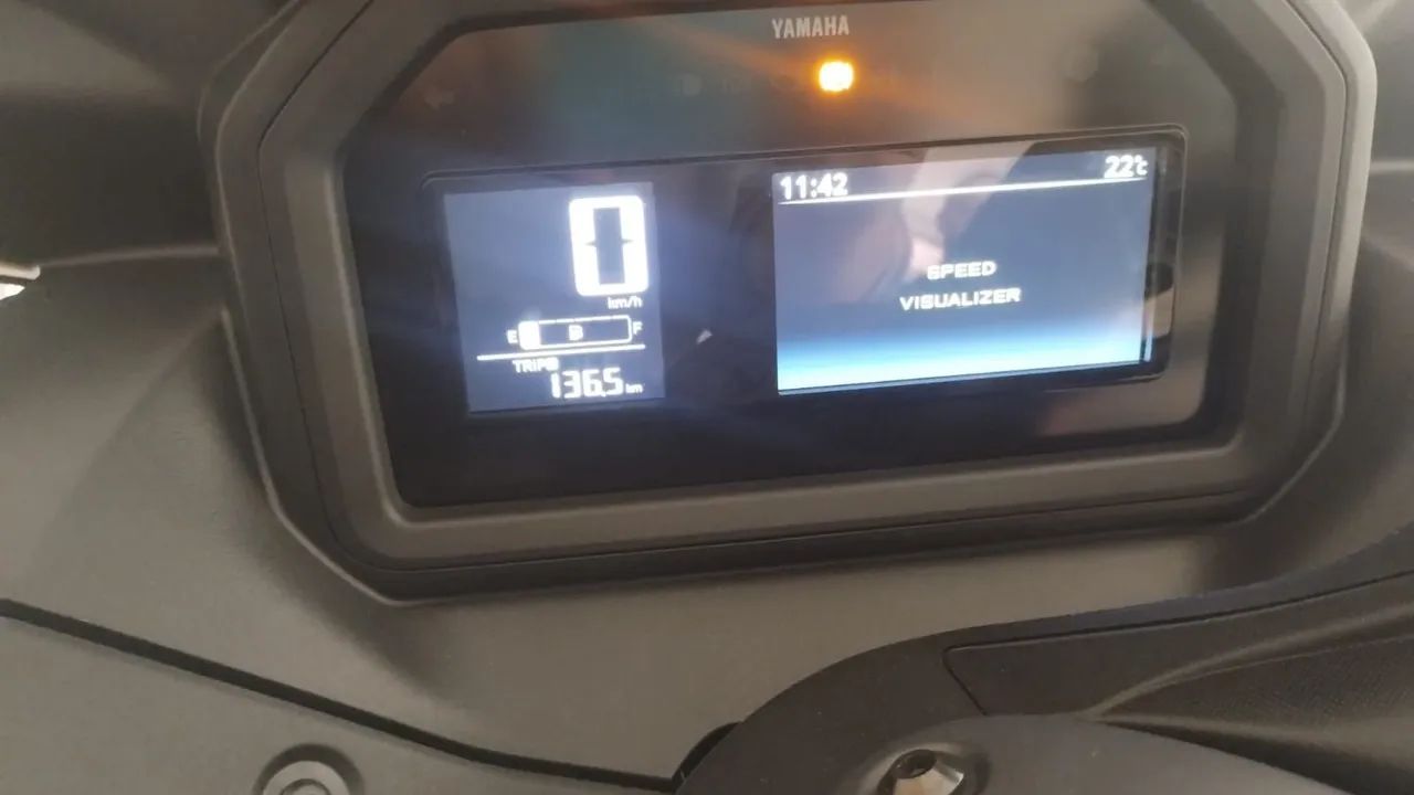 Xmax 300 2026 140 km  - Foto 3