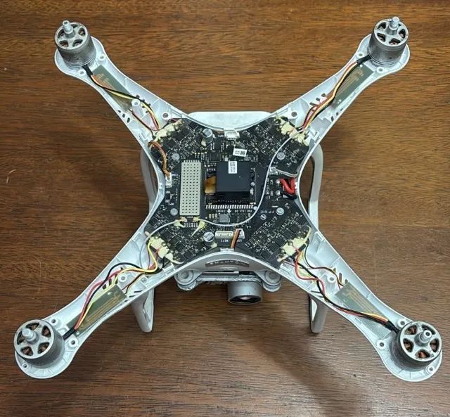 Phantom 3 Standart para aproveitar peças ou conserto! - Foto 2