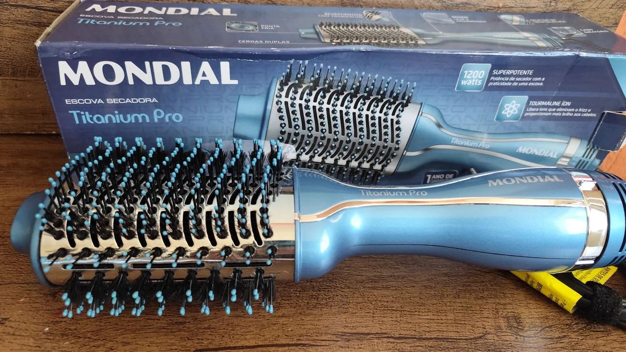 Escova Secadora Titanium Pro