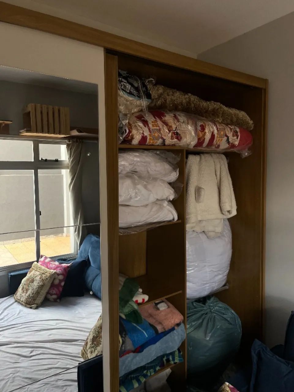 Guarda-Roupa com 2 Portas de Correr e Espelho  - Foto 4
