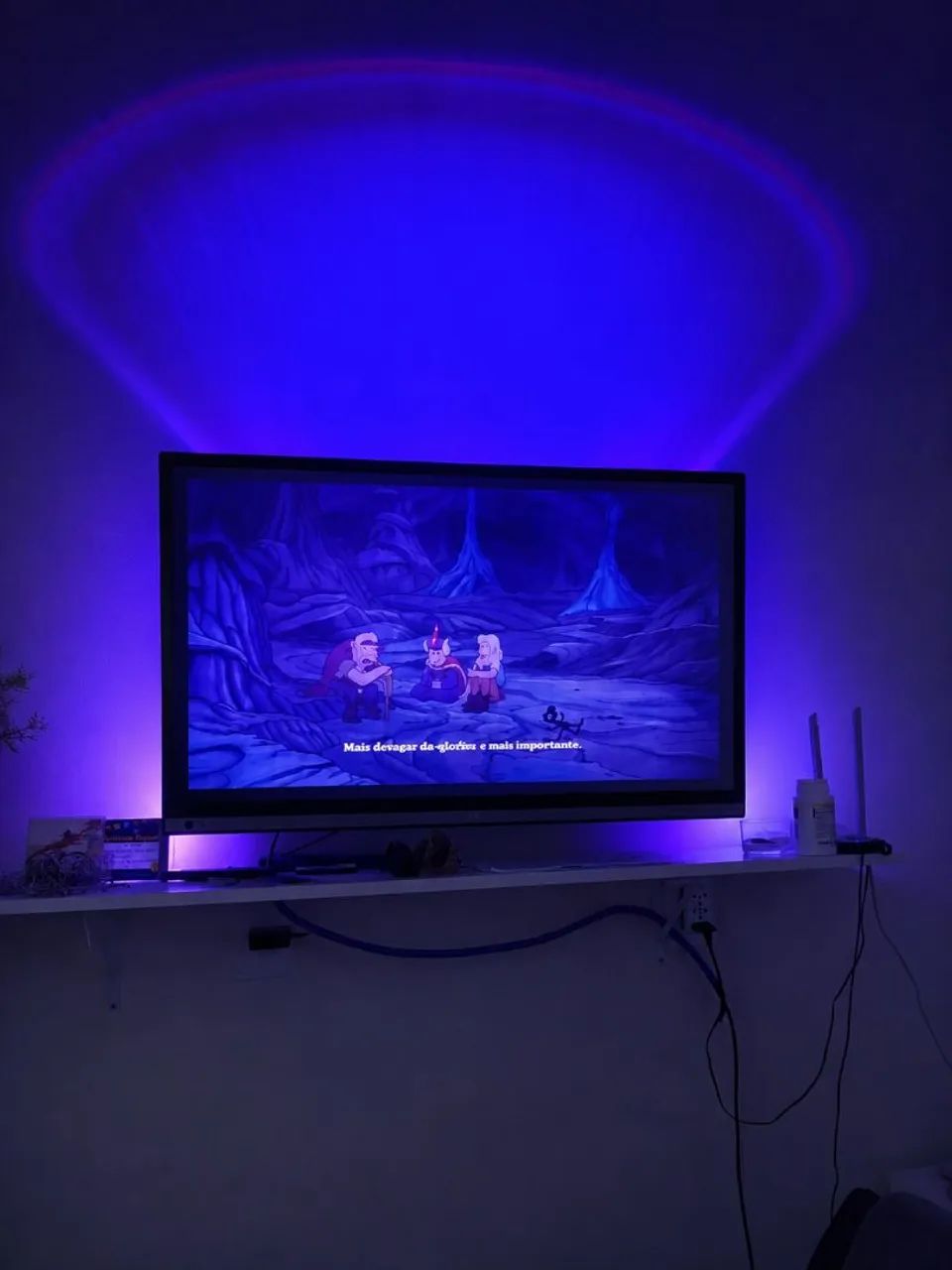TV AOC LED 32" + Cabo VGA + Braço Mecânico 