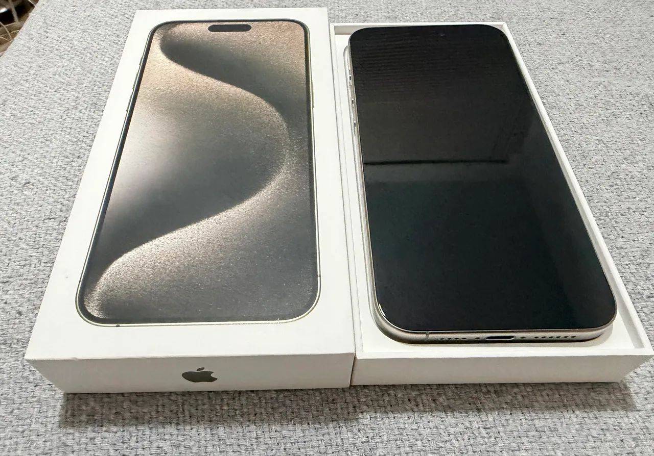 iPhone 15 Pro Max - 256GB